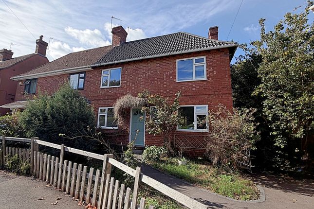 3-bed semi-detached on Hyde Road, Kenilworth, £305,000