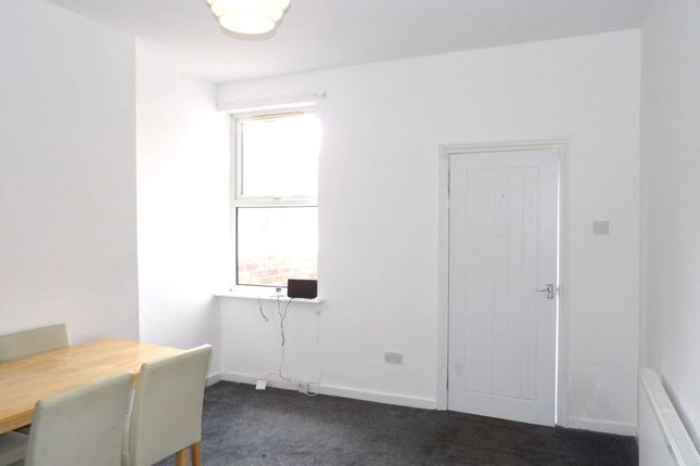 108 St. Johns Road, Doncaster photo 3