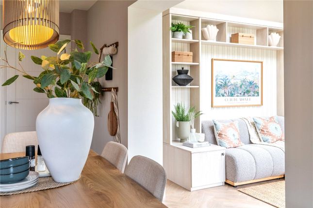 Diner/Family Room