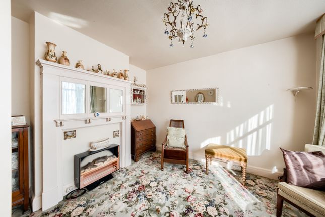 110, Alcester Road, Stratford-upon-Avon photo 3
