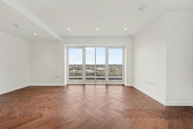 39 Delamarre House, 18, Ribbon Lane, London photo 4