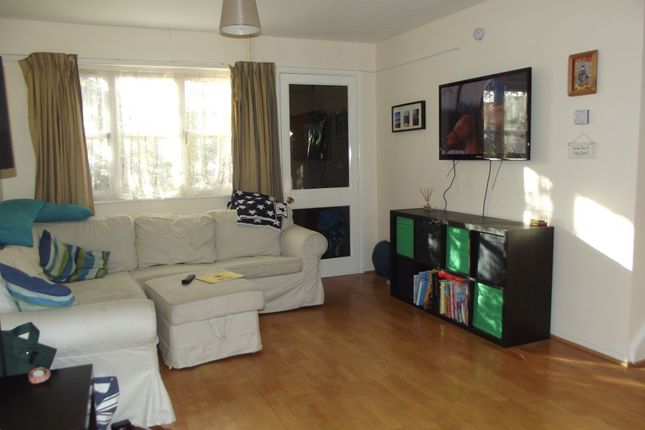 3-bed house on 32, Poole, £2,500/mo