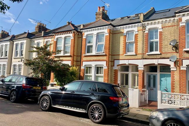 Flat for sale in Salvin Road, London