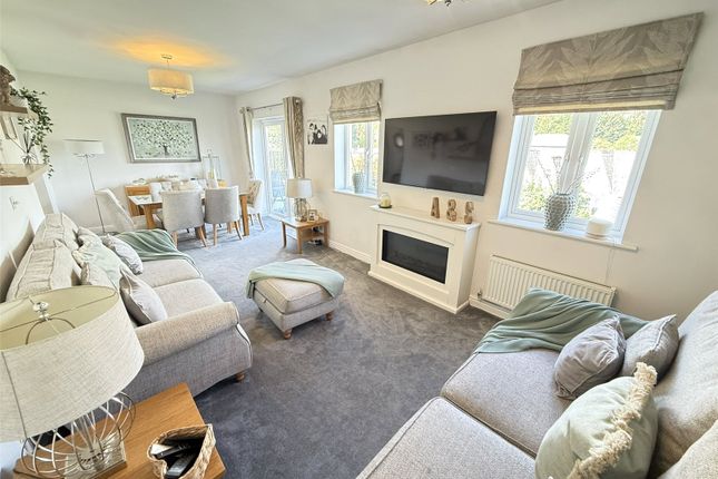 11, Austen Close, Par photo 4