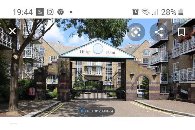 Thumbnail Room to rent in Collette Court, London
