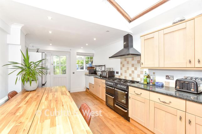 40, Franklin Place, Chichester photo 4