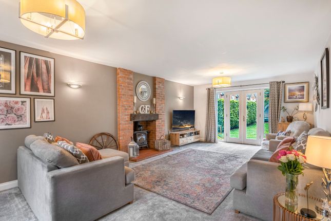 5, Broomhalls Croft, Burton-On-Trent photo 2