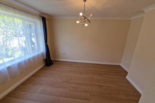 43, Sunnycroft Lane, Dinas Powys photo 2
