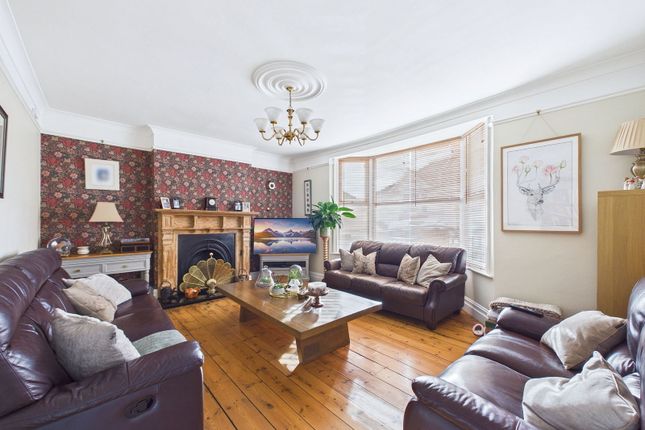 18, St. Pauls Road, Paignton photo 2