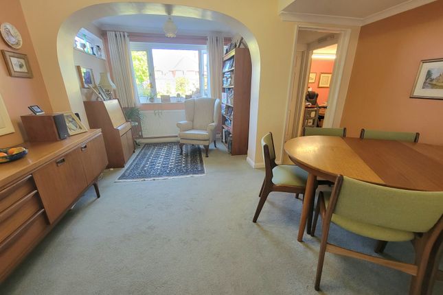 10, St. Peters Close, Henley, Ipswich, Suffolk, IP6 photo 3