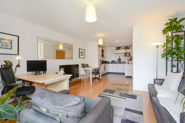 142, Montreal House, Surrey Quays Road photo 2