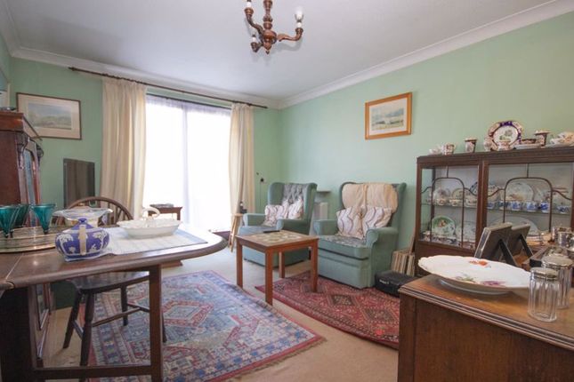42 The Lawns, Uplands Road, Brentwood photo 3