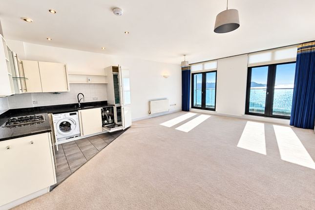 Flat 28, 55 Cliff Road, Plymouth photo 2