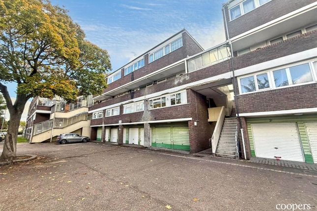 2-bed house on Aspen Close, West Drayton, £1,650/mo