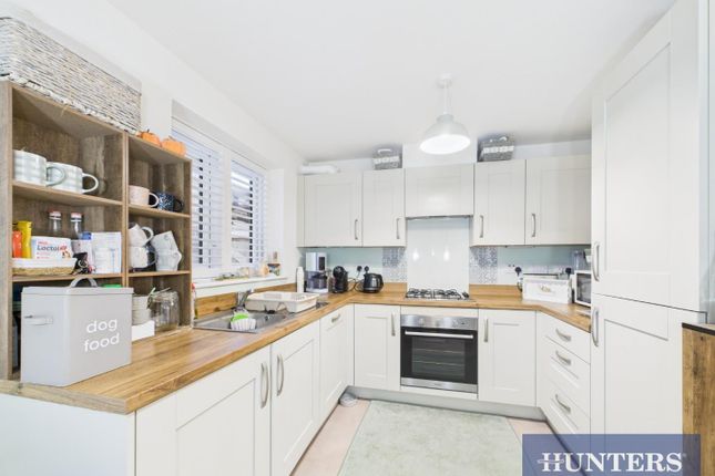 21, Grassland Drive, Bridlington photo 2