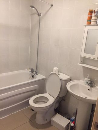 Thumbnail Flat for sale in The Drive, Romford