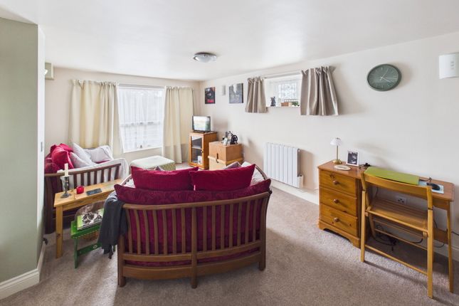 Parkvale Court, 55,Apartment 1, High Street, Whitby photo 2