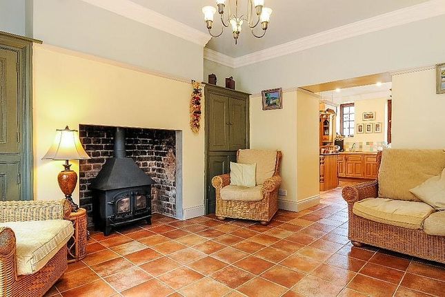 Country house for sale in Nantgaredig, Carmarthen