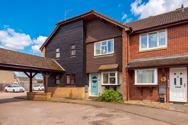 2-bed house on The Shires, Paddock wood, £320,000