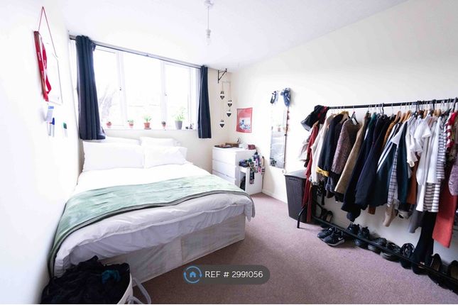 Carlton Grove, Peckham, London photo 4