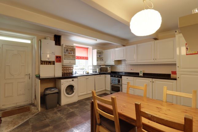 560, Rochdale Road, Todmorden photo 5