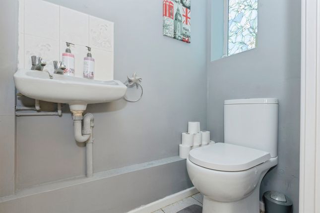 7, Pintail Close, Leicester photo 3