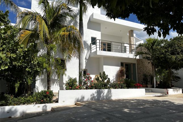 Detached house for sale in Champoton, Campeche, 24523