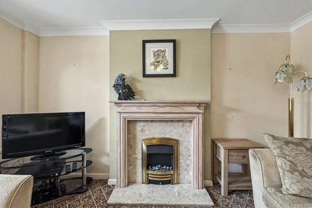 34, Drake Close, Stowmarket photo 3