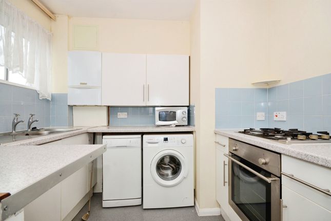 Flat 7, Oakwood Court, 101, Pinner Road, Harrow photo 2