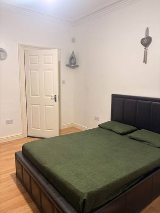 Master Bedroom To Rent Close To Seven King Station - Â£900 Pcm