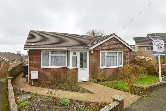 2-bed house on Broadhill Close Broad Oak, Heathfield, £300,000