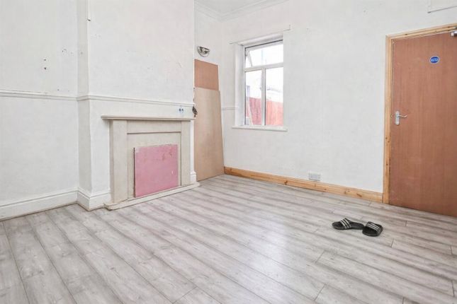 4, Woodall Road, Birmingham photo 3