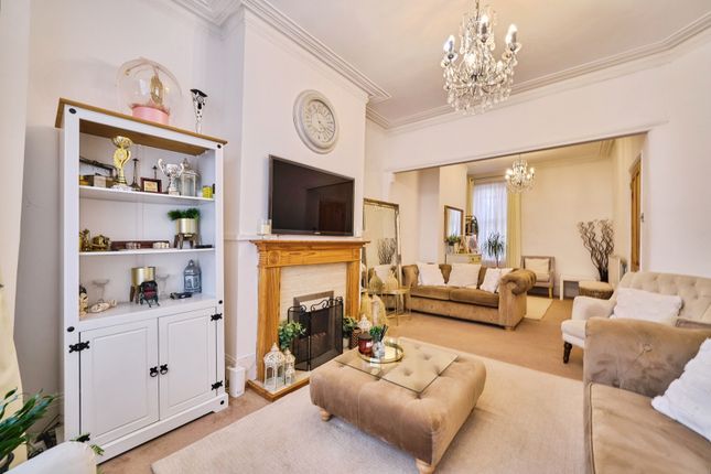 8, Studley Road, London photo 4