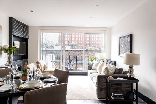 Flat for sale in Draycott Place, Chelsea