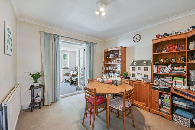 101, Parklawn Avenue, Epsom photo 3