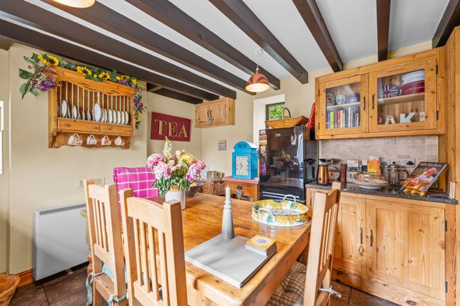 Tinsmith's Cottage, Market Place, Wirksworth photo 4
