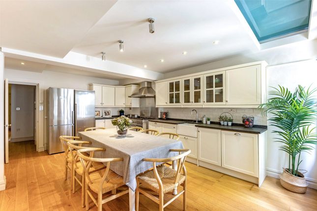 25, Bramerton Street, London photo 4
