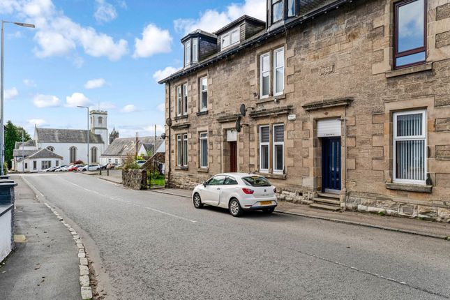 Thumbnail Flat for sale in Glencairn Place, Kilmacolm