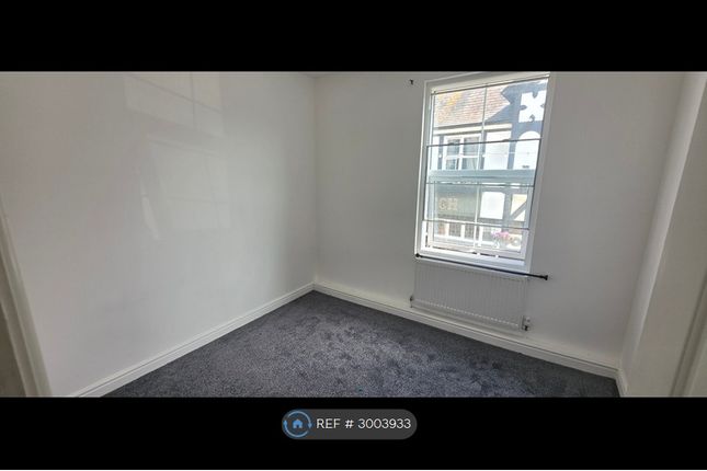A Crown St, Northwich photo 3