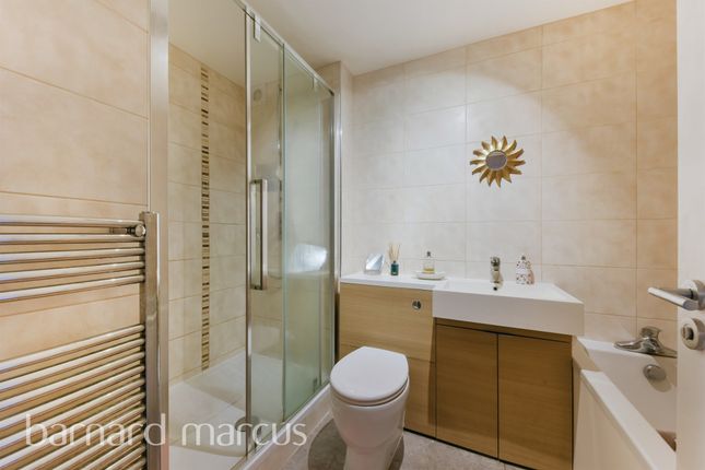 Flat for sale in Mullins Path, London