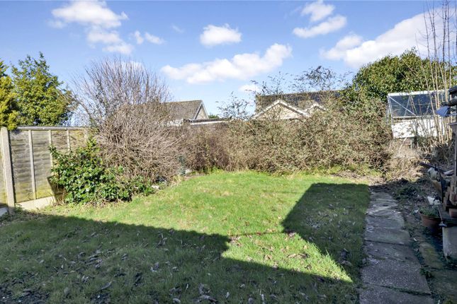 27, Heathfield Way, Ferndown photo 3
