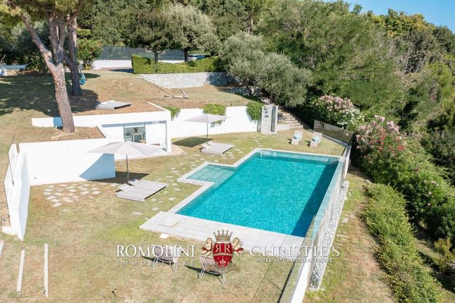 Villa for sale in Pesaro, Marche, Italy