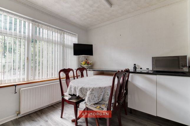 18, Compton Road, West Midlands photo 4