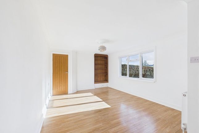 South View, Somerton photo 3