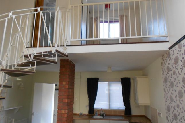 12, London Road, Retford photo 2