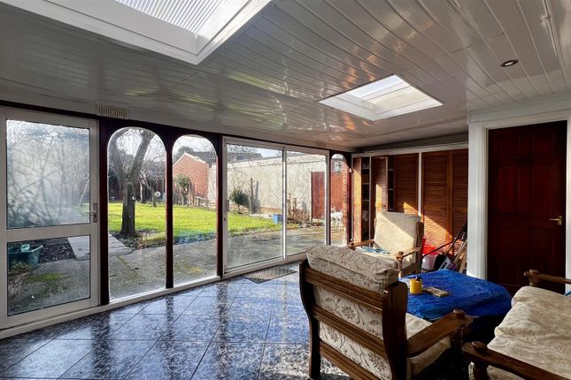 58, Francis Road, Hounslow photo 4