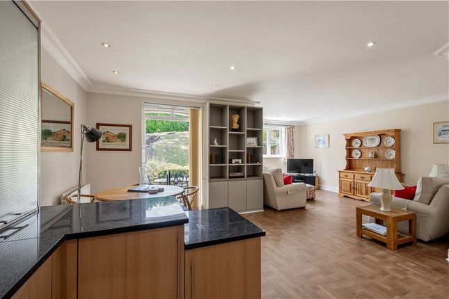 3 Powell House, 96, Wimbledon Hill Road, London photo 5