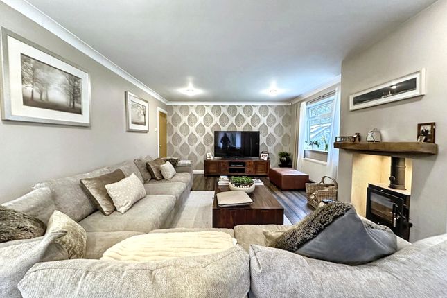 17, Linburn, Washington photo 4