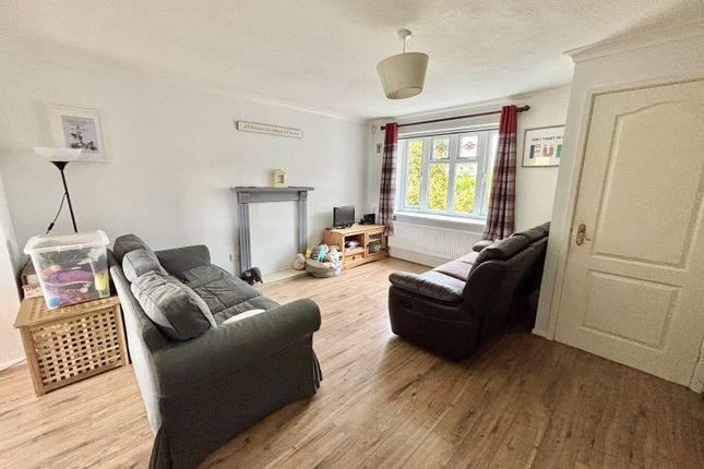 16, Waun Gron, Swansea photo 2