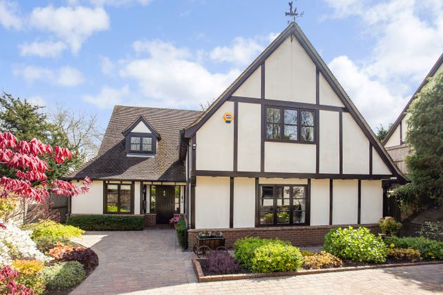 Thumbnail Detached house for sale in Tupwood Lane, Caterham
